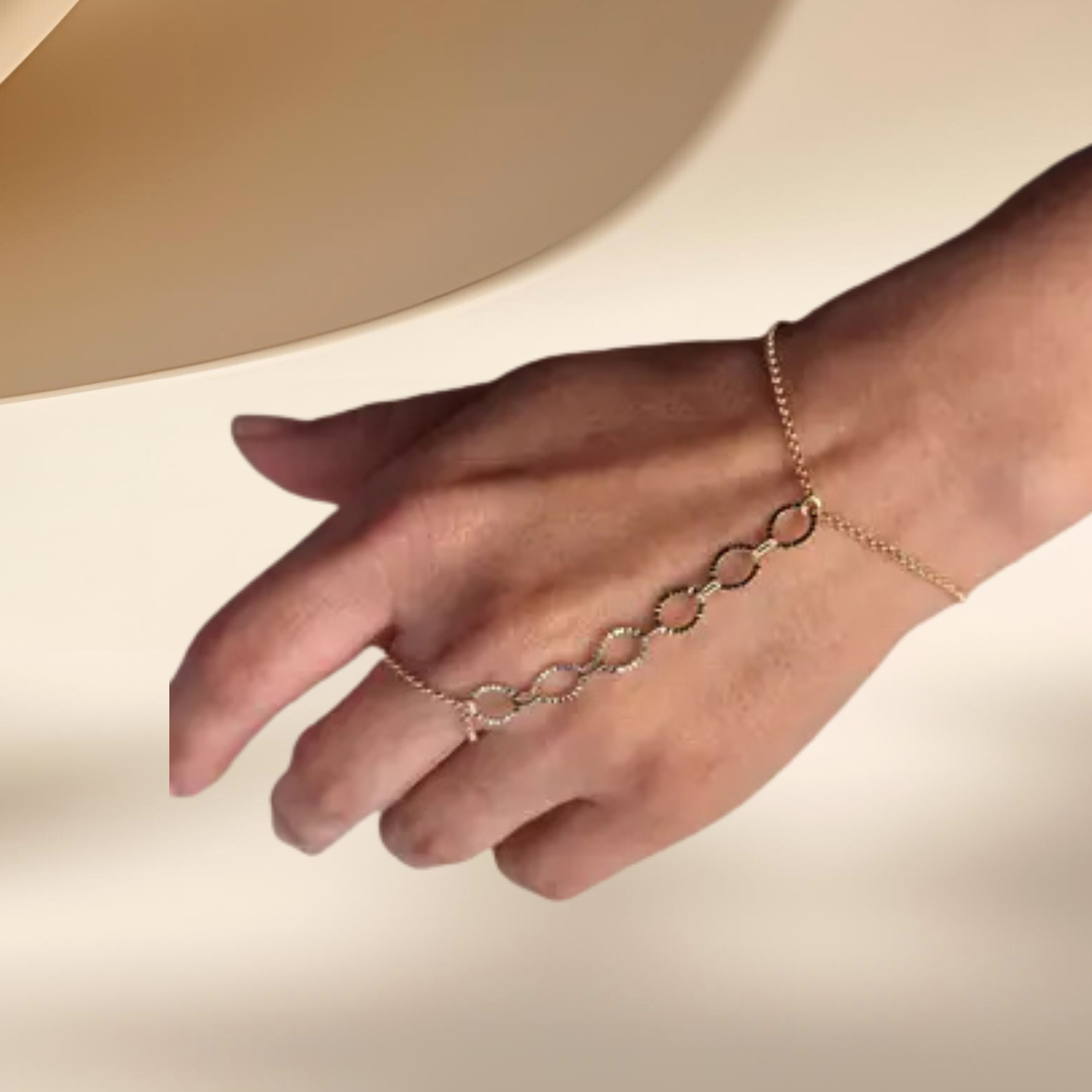 18k Gold Filled Diamond Cut Fancy Hand Chain